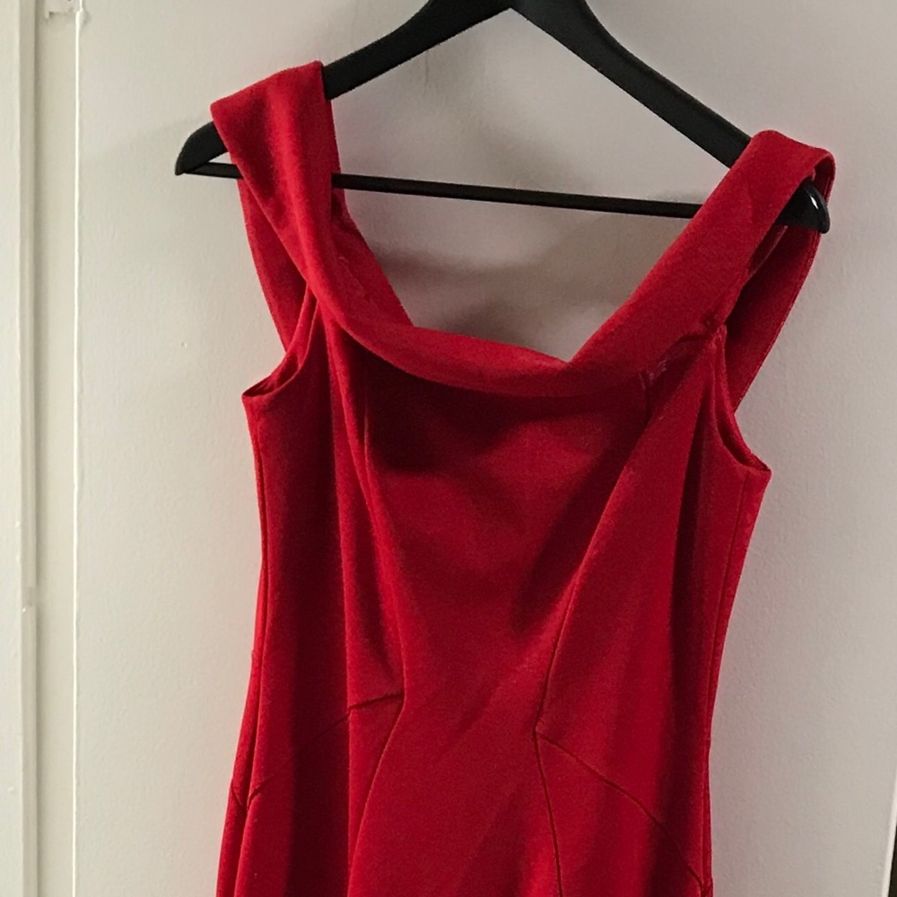 Red gown size 6